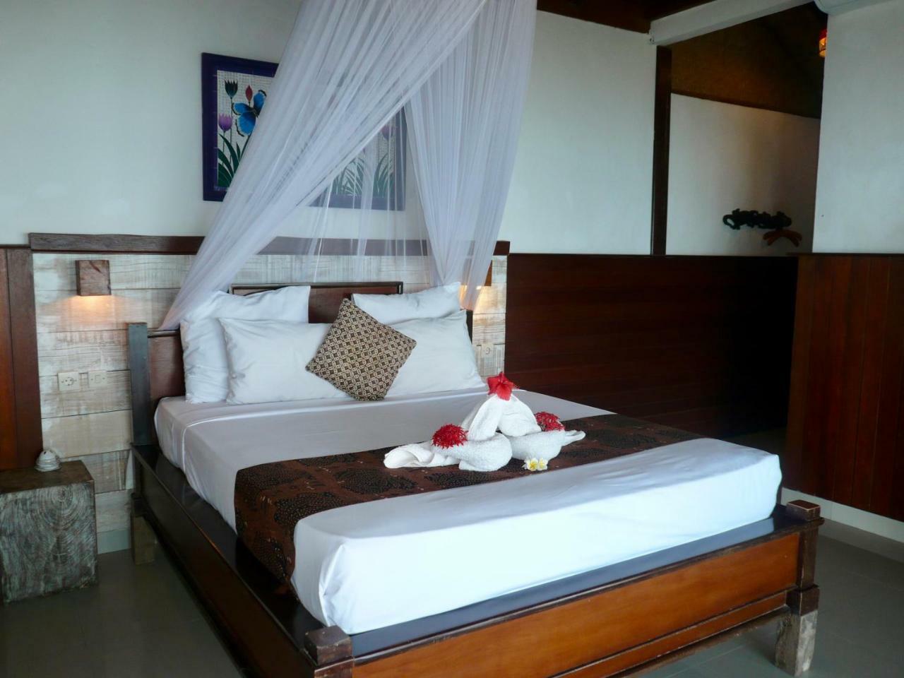 Wawa Wewe II Villas 아메드 외부 사진
